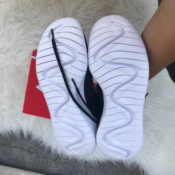 NIKE AUTHENTIC size 7y or women’s sz 8.5 New - Picture 8 of 8